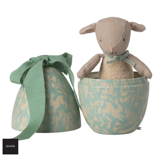  Maileg metal�g lys gr�n, med lille kanin, 2026 - 11x7x7 cm. 