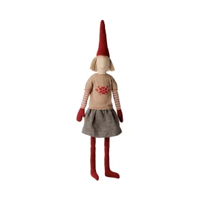 Maileg Pixy str. 6, pige med strik bluse & nederdel H: 106 cm. 2026 - KOMMER SNART