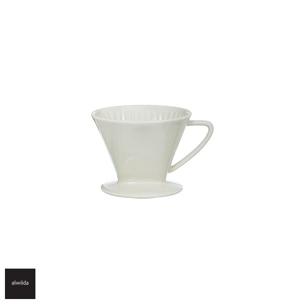 Kaffetragt porcel�n, cremefarvet - H:9 cm. B: 15 cm.