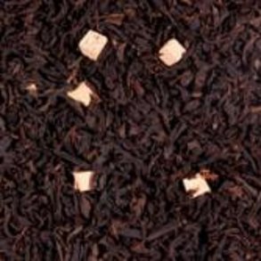 Sort te med karamelstykker