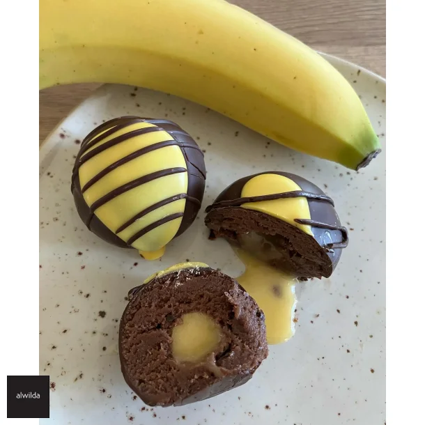 THY trfler-BANAN, trffel med mrk chokolade, flydende banan &amp; gul chokolade med striber